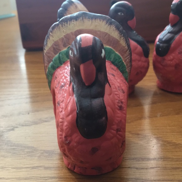 4 Turkey Ceramic Napkin Rings - Picture 3 of 10